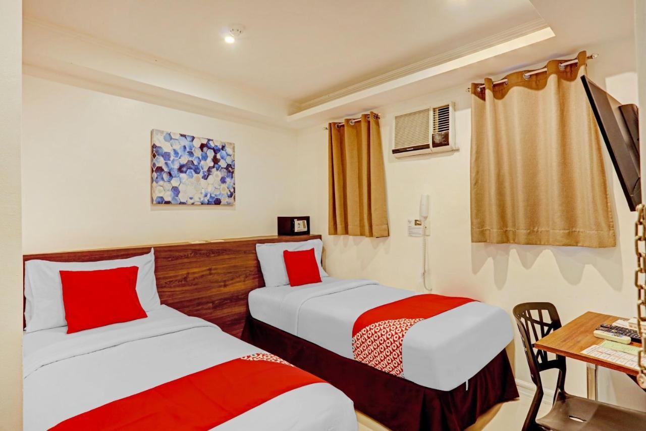 Super Oyo Capital O 232 Nest Nano Suites Fort Makati City Exterior foto