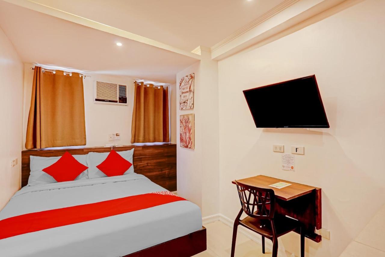 Super Oyo Capital O 232 Nest Nano Suites Fort Makati City Exterior foto