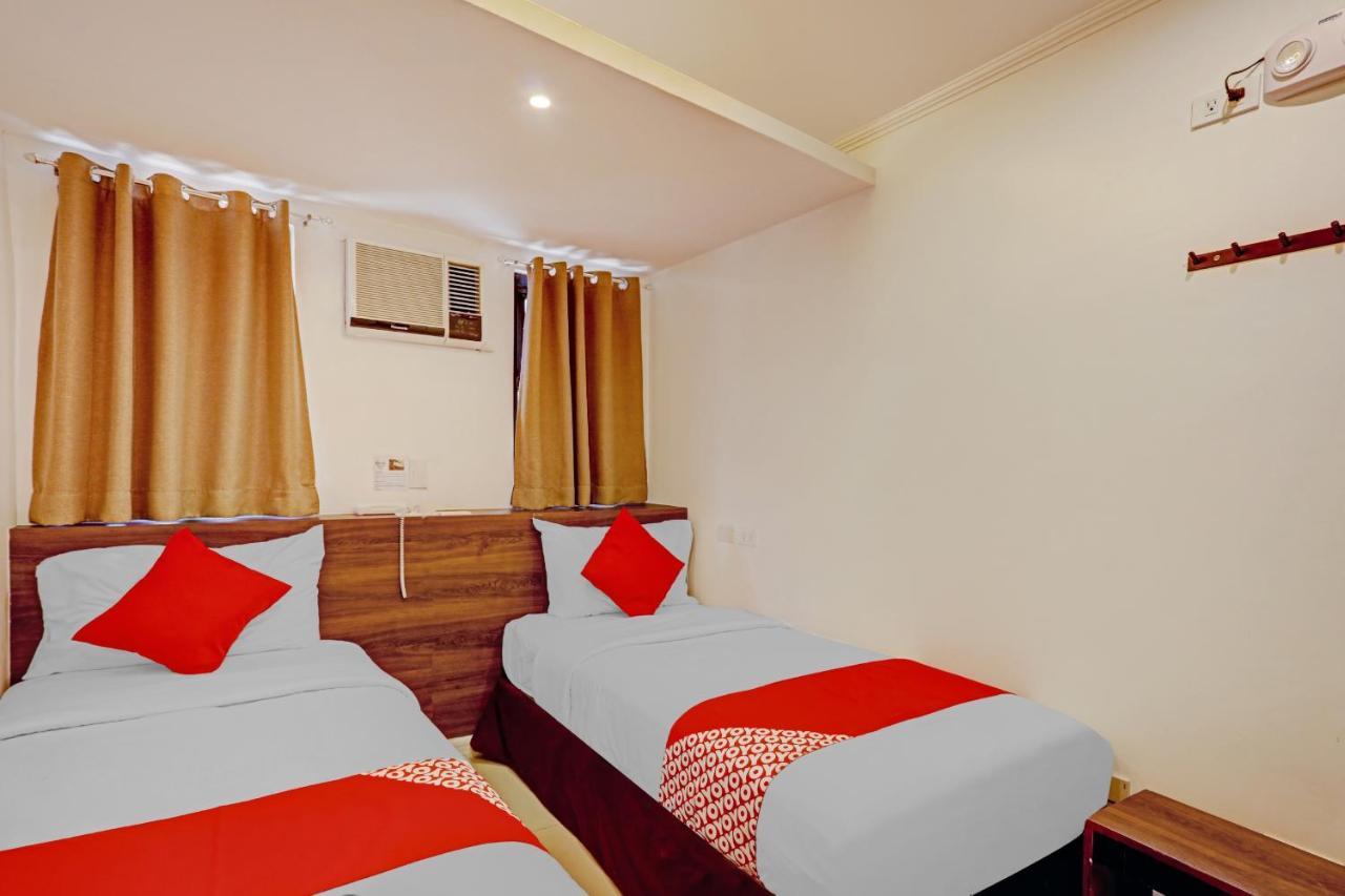 Super Oyo Capital O 232 Nest Nano Suites Fort Makati City Exterior foto