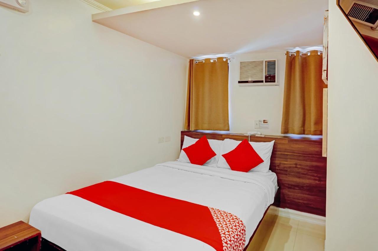 Super Oyo Capital O 232 Nest Nano Suites Fort Makati City Exterior foto